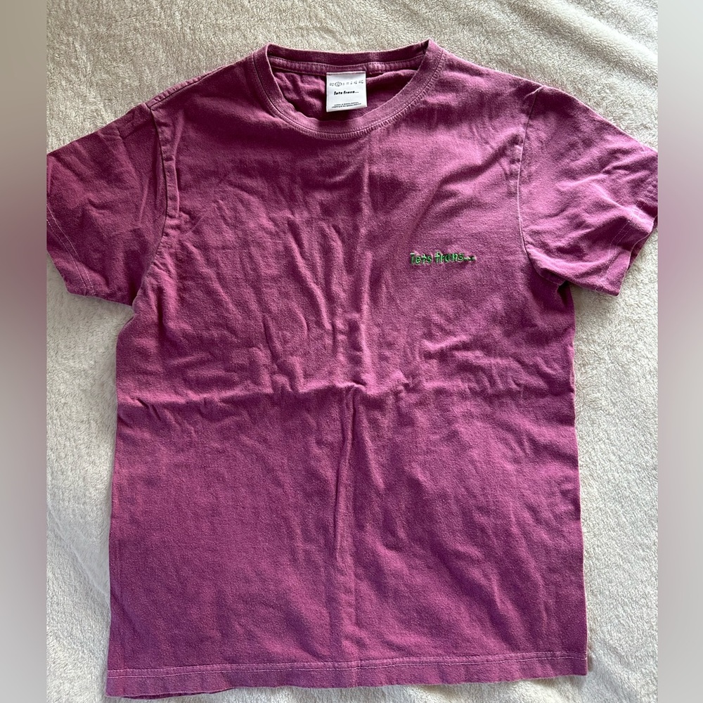 “Iets Frans” brand from Urban Outfitters t-shirt size xs💗
